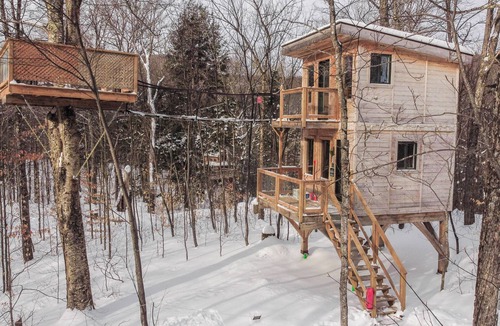 Saint-Faustin-Lac-Carre House | Unique elevated treehouse on Lac Cordon | Lodging #14