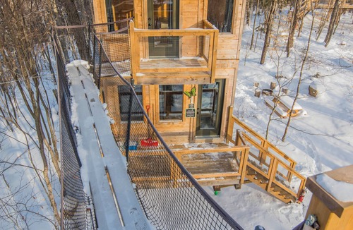 Saint-Faustin-Lac-Carre House | Unique elevated treehouse on Lac Cordon | Lodging #14