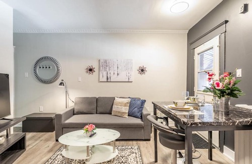 Central Hamilton Apartment | Upscale 2BR Apt w King Bed & Netflix