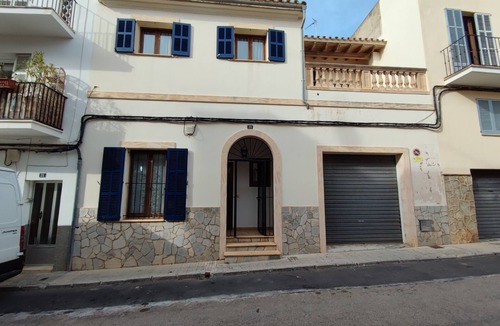 Porto Cristo House | Vacation Home "Can Marinero" with Private Garden, Balcony & Wi-Fi