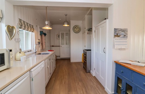 Thorpeness Cottage | VALETTA, THORPENESS, pet friendly in Thorpeness