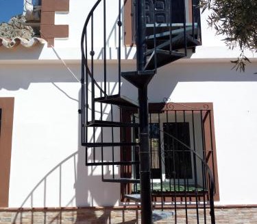 El Chorro House | Valley View