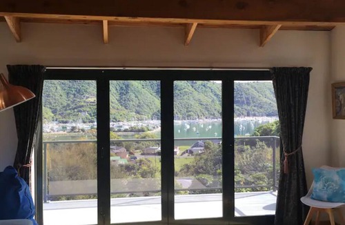 Waikawa Bay House | Views over Waikawa Marina & situated next to native bush