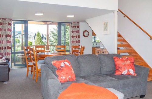 Hanmer Springs Cottage | VILLA 463, family friendly, with a garden in Hanmer Springs