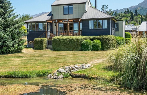 Hanmer Springs Cottage | VILLA 463, family friendly, with a garden in Hanmer Springs