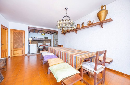 Alcanada Villa | Villa 'Ca'n Torrens' with Sea Views, Wi-Fi and Air Conditioning