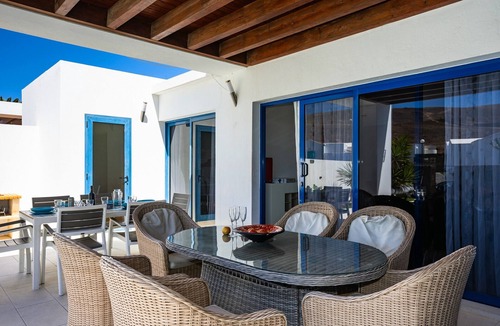 Playa Blanca Villa | Villa Carmen Heated Private Swimming Pool, Air Conditioning and Game Room all in