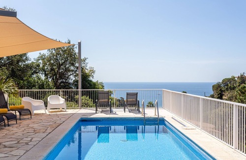 Tossa de Mar Villa | Villa 'Casa Escorpión' with Private Pool, Wi-Fi and Air Conditioning