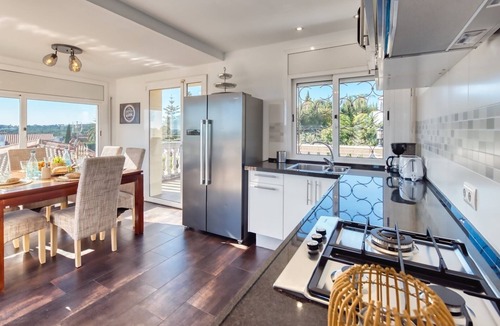 Lloret de Mar Villa | Villa "Costacabana - Villa Madonna", Mountain View, Terrace, Private Pool & Wi-Fi