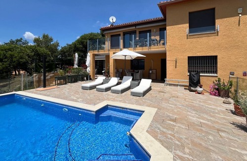 Lloret de Mar Villa | Villa 'Costacabana - Vistamar' with Sea View, Private Pool and Wi-Fi
