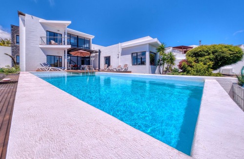 Nazaret Villa | Villa El Erizo Pool LVH
