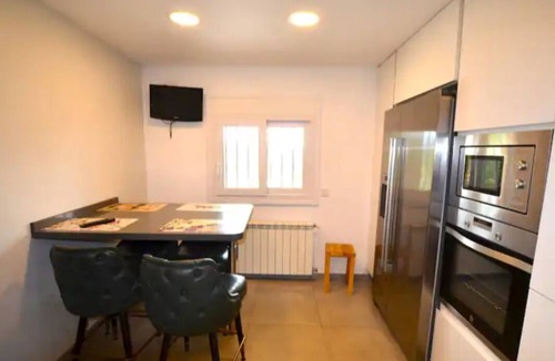 Fogars de la Selva House | Villa Emma, tranquility, views of the mountains and the castle of hostalric