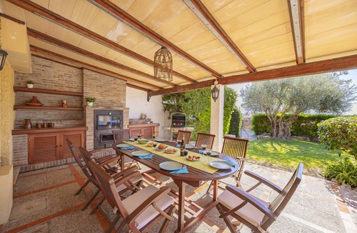 Alcanada Villa | Villa Farrutxet with sea view in Alcudia