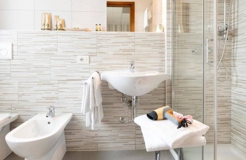 Gozzano Hotel | Villa Ferrari Hotel Garni