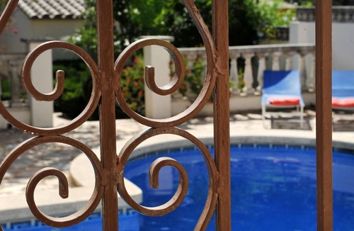 L'Escala Villa | Villa in the area of the cove of Montgo