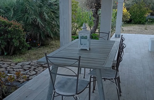 Sant'Anna Arresi Villa | Villa indipendente con giardino