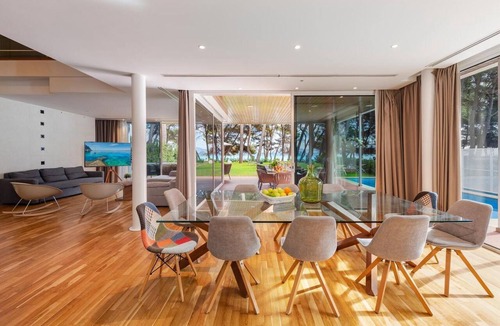 Alcudia Villa | Villa Ocean - Beachfront Villa, Pool & Sea Views