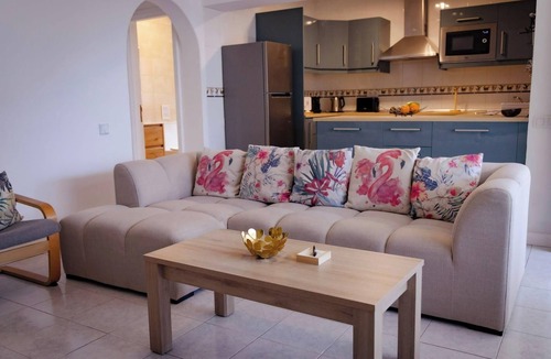 Los Pocillos Villa | VILLA OLIVEIRA by Buenavilla | villa just minutes walk from the beach