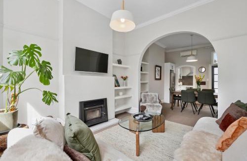 Dunedin City Centre Villa | Villa On Rattray