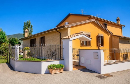 Castelnuovo Villa | Villa Patty - Four Bedroom Villa, Sleeps 10