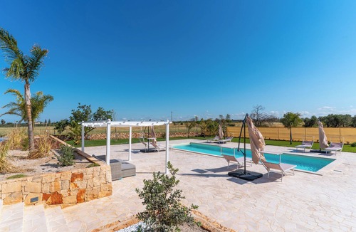 Nardo Villa | Villa Red Wind by BarbarHouse