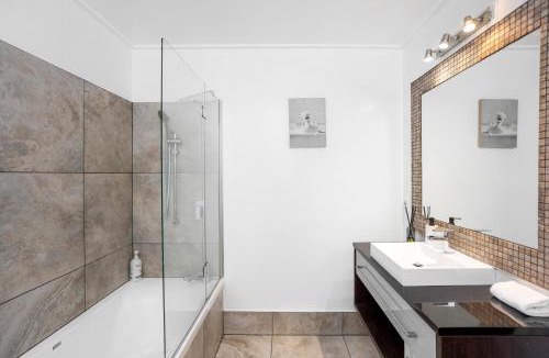 St. Clair Villa | Villa Victoria- Beachside sanctuary