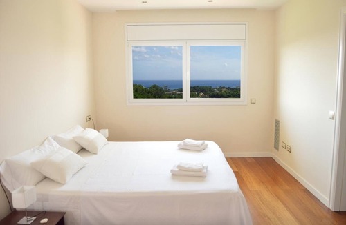 Calonge Ski Chalet | VILLA / VILLA / WITH SEA VIEWS, GARDEN, POOL, TENNIS AND NEAR BEACHES AND WIFI