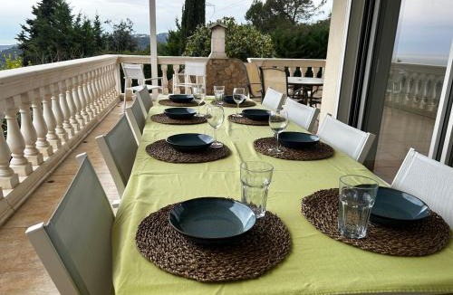 Santa Susanna Villa | Villa Vista Alegría