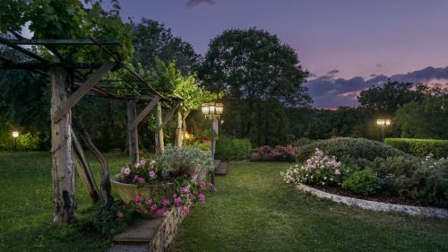 Santa Reparata Villa | VILLA VITTORIA D'ANGHIARI 7&3, Emma Villas