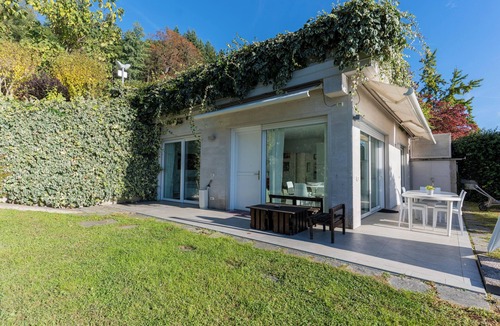 Orta San Giulio House | VILLA VOLPE DesignCube in Lake Orta Waterfront