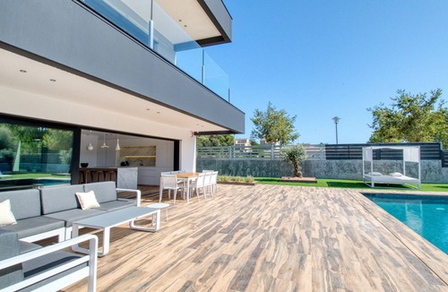 Calella de Palafrugell Villa | Villa with Pool
