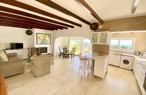 Lloret de Mar Villa | Villenpark Playa Arena House Maria