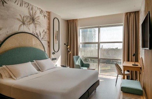 Diagonal Mar i el Front Maritim del Poblenou Hotel | Vincci Maritimo