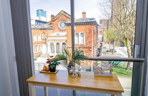 The Westside Cottage | VIVA APARTMENT, romantic in Birmingham