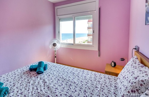 Santa Susanna Apartment | Vivalidays Esther - Santa Susanna
