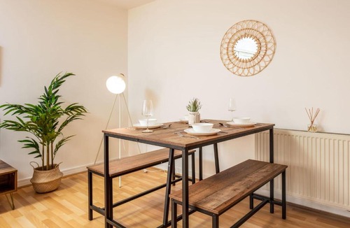 Kilmaurs Apartment | Walker Suite No54 - Donnini Apartments
