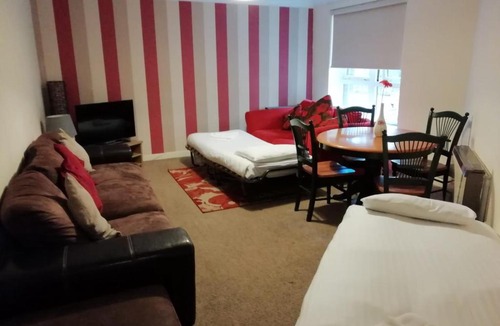 Tradeston House | Wallace Budget rooms