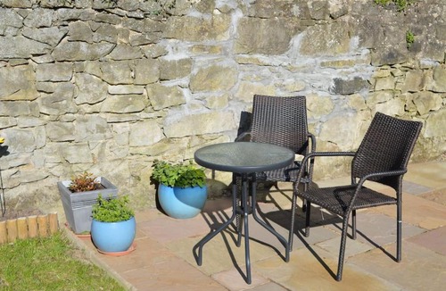Granton Apartment | Wardie Garden Cottage