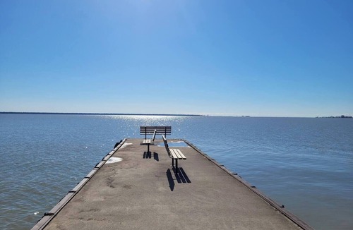 Harwich Cottage | Waterfront Cottage w/boat dock