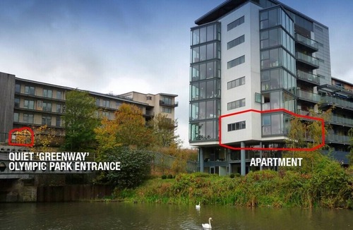 Stratford Apartment | Waterside Large 5* Luxury Olympic Park Stratford Bow Hackney Wick Boutique HUGE