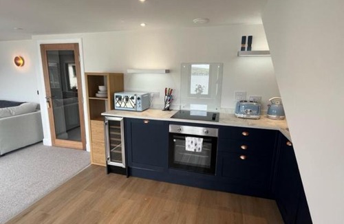 Gourock Apartment | Waverley Apartments, Crow's Nest