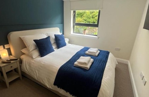 Gourock Apartment | Waverley Apartments, Crow's Nest