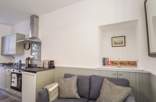 Avoch Cottage | Wee Flat