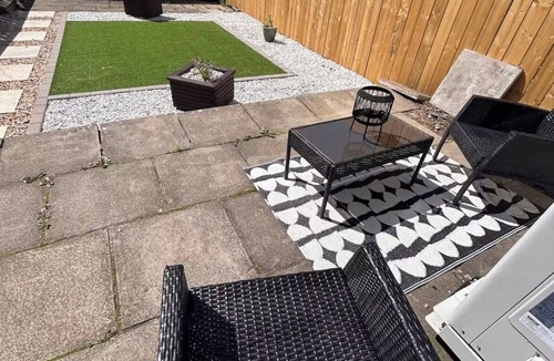 Larkhall House | Welcome to Alba Home – Your Perfect Home Away from Home