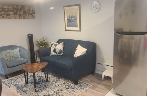 Blake - Jones Apartment | Welcoming 1-bedroom apartment in vibrant Toronto neighborhood