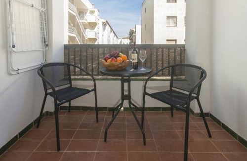 Empuriabrava Apartment | WELCS APARTAMENTO 372 EMP en el centro