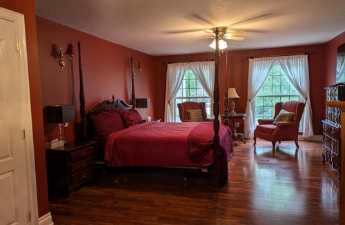 Old Town Historic District Bed & Breakfast | Wellington House Bed and Breakfast