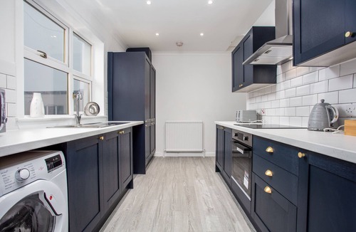 Ayr House | Wellington View - Donnini Apartments