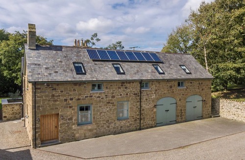 Tan-y-groes Villa | Welsh Coach House - Five Bedroom Villa, Sleeps 9