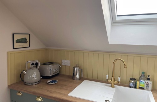 Ochiltree Apartment | West Coast Whistlestop – Charming hideaway in the Ayrshire countryside
